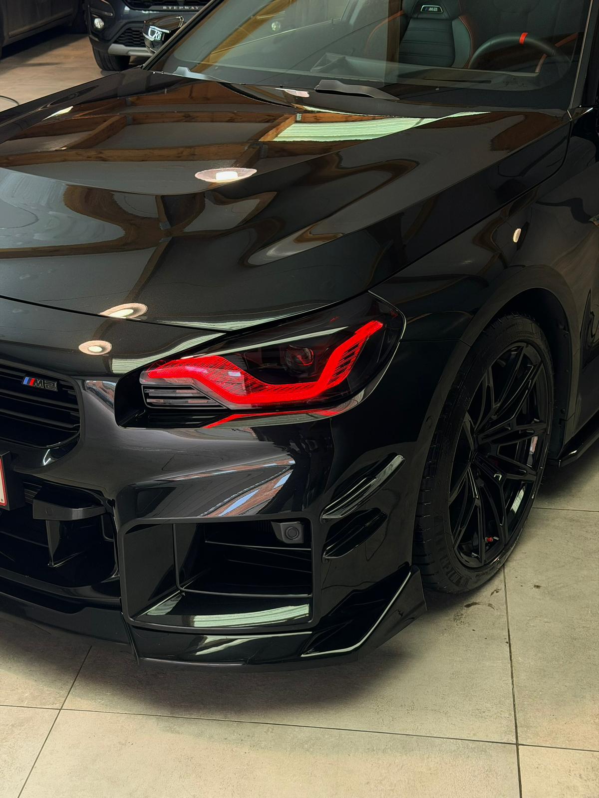 Detailing extérieur BMW M2 noire Jumswash Charleroi