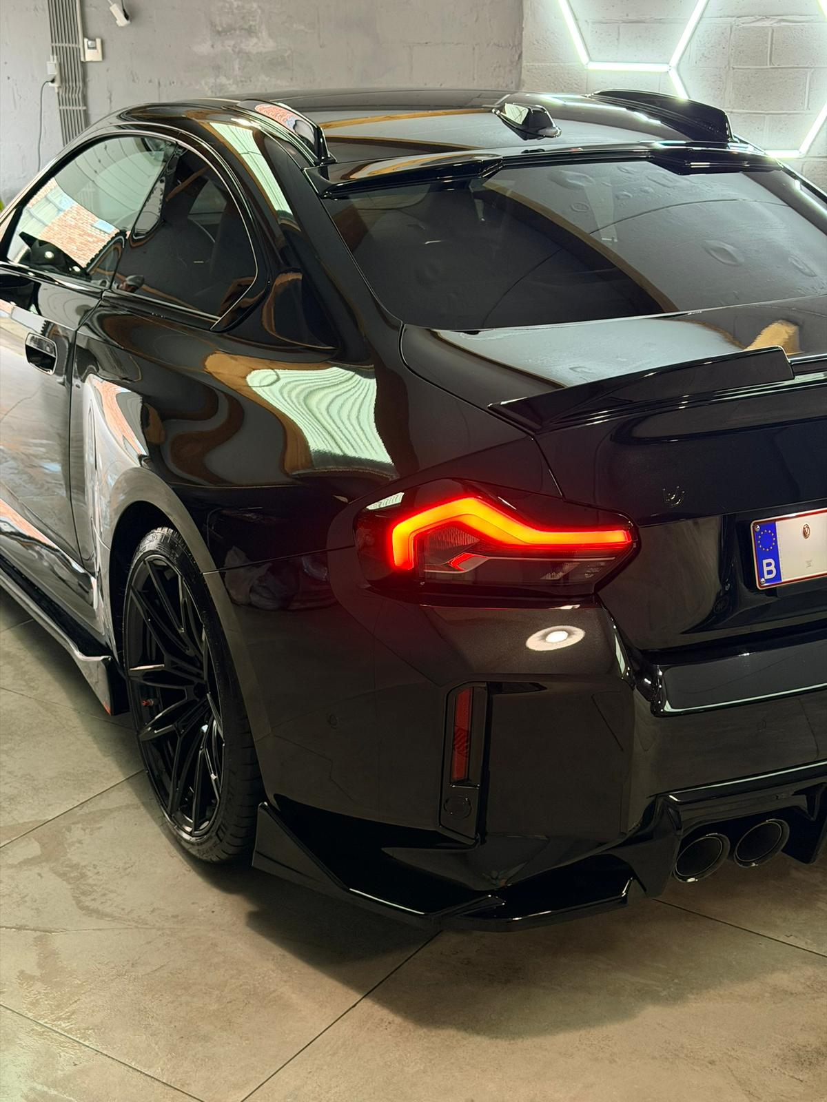 Traitement céramique BMW M2 arrière brillance profonde Marcinelle